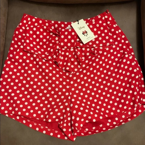 Lauren Conrad Minnie Mouse Outfit - Picture 4 of 6